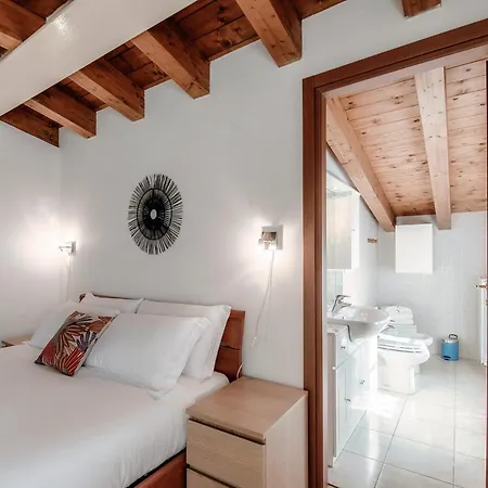 Apartment Sweet Life By Quokka 360 - Attic Flat Como